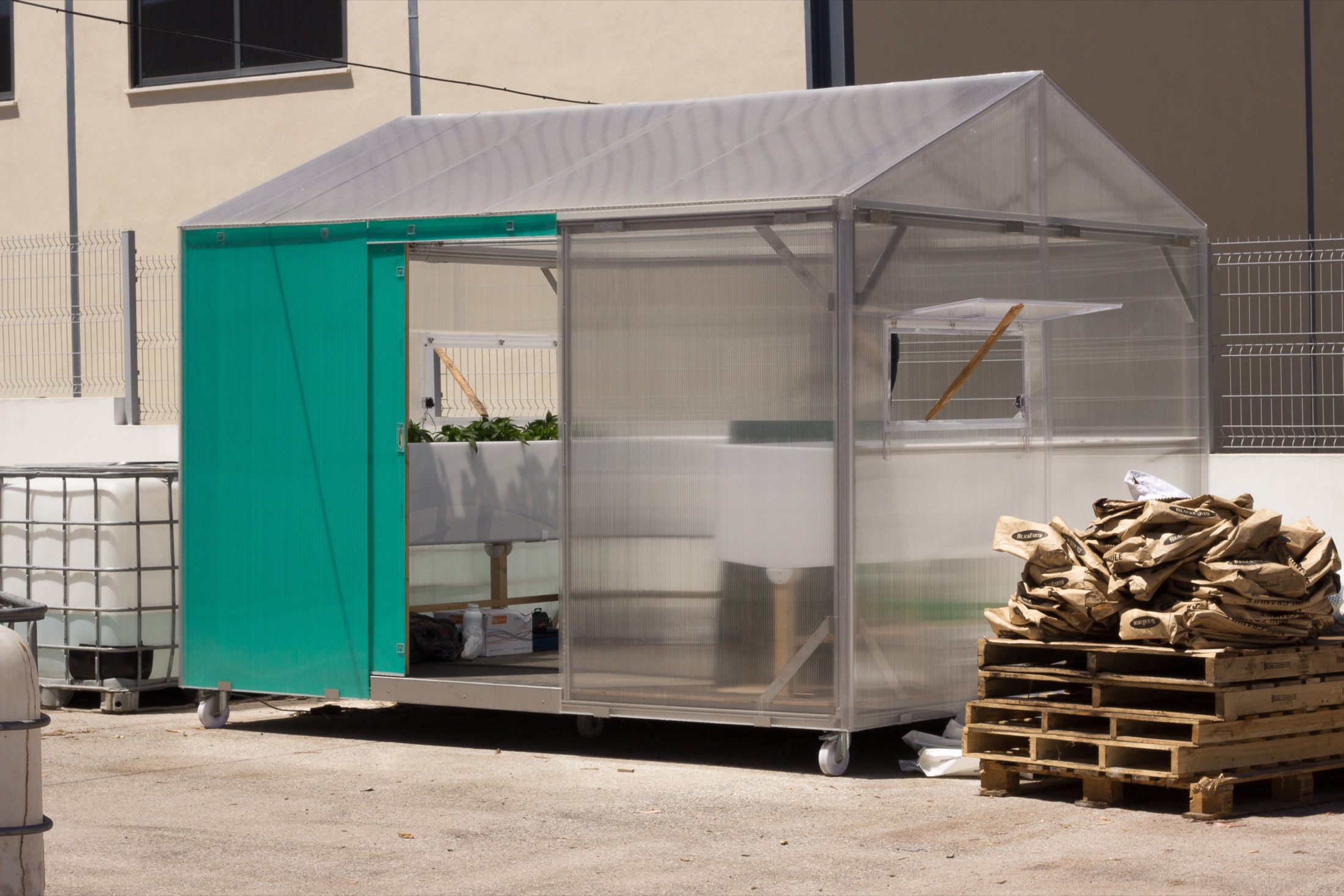 The GrouuPro greenhouse, built